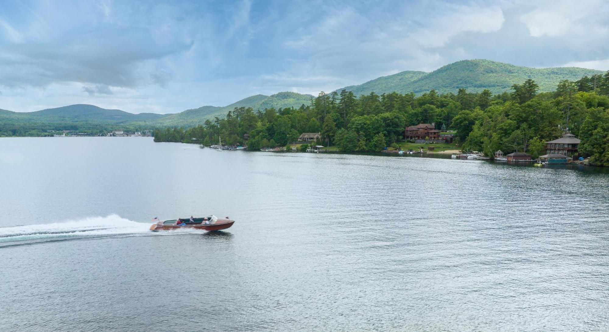 Sun Castle Resort Lake George Exterior photo